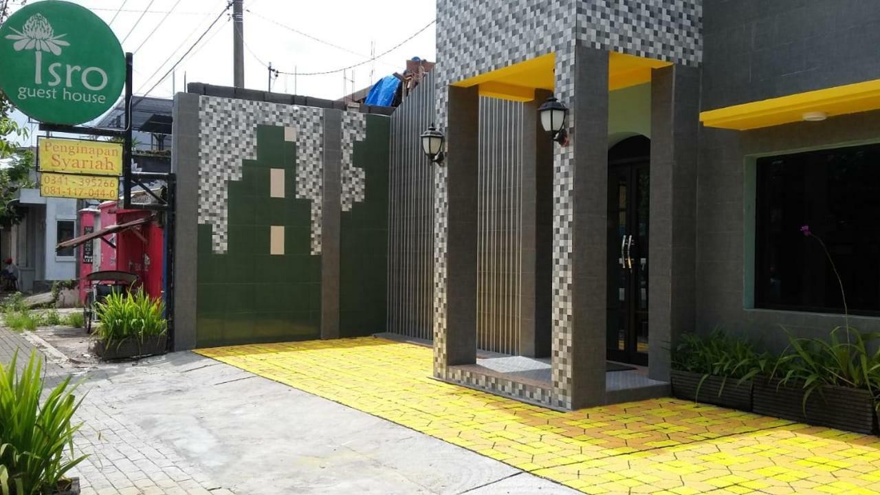 Kepanjen Isro Guesthouse Syariah מראה חיצוני תמונה